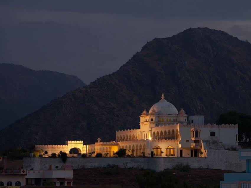 Gulaab Niwaas Palace Пушкар Екстериор снимка